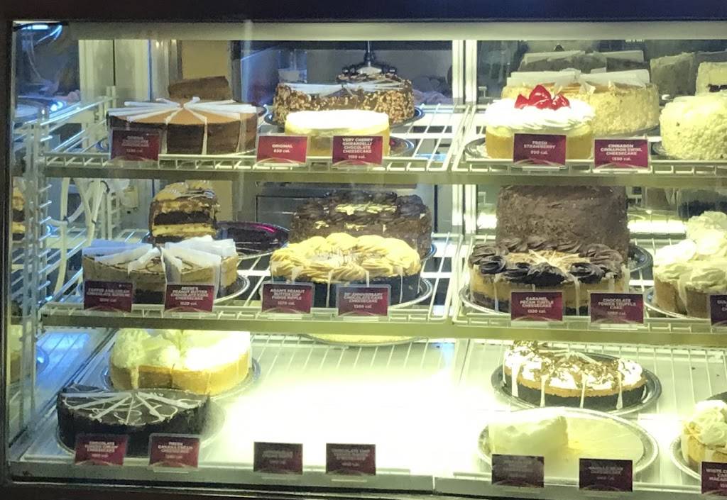 The Cheesecake Factory | restaurant | 4999 Old Orchard Shopping Center, Skokie, IL 60077, USA | 8473298077 OR +1 847-329-8077