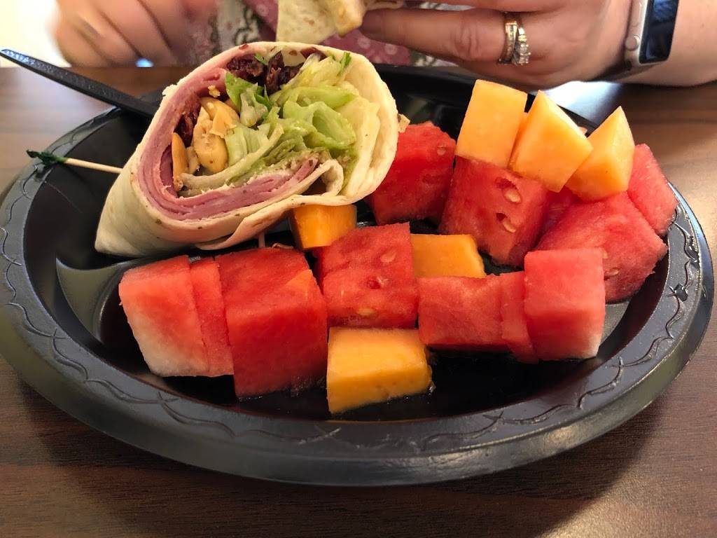 Bake Shop and Hollywood Cafe | restaurant | 1301 Broadway, Denison, IA 51442, USA | 7122635552 OR +1 712-263-5552