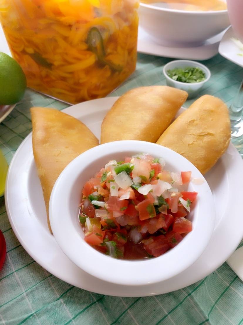 Pupuseria y taqueria sabor latino | restaurant | 1871 Cottman Ave, Philadelphia, PA 19111, USA | 2158212496 OR +1 215-821-2496