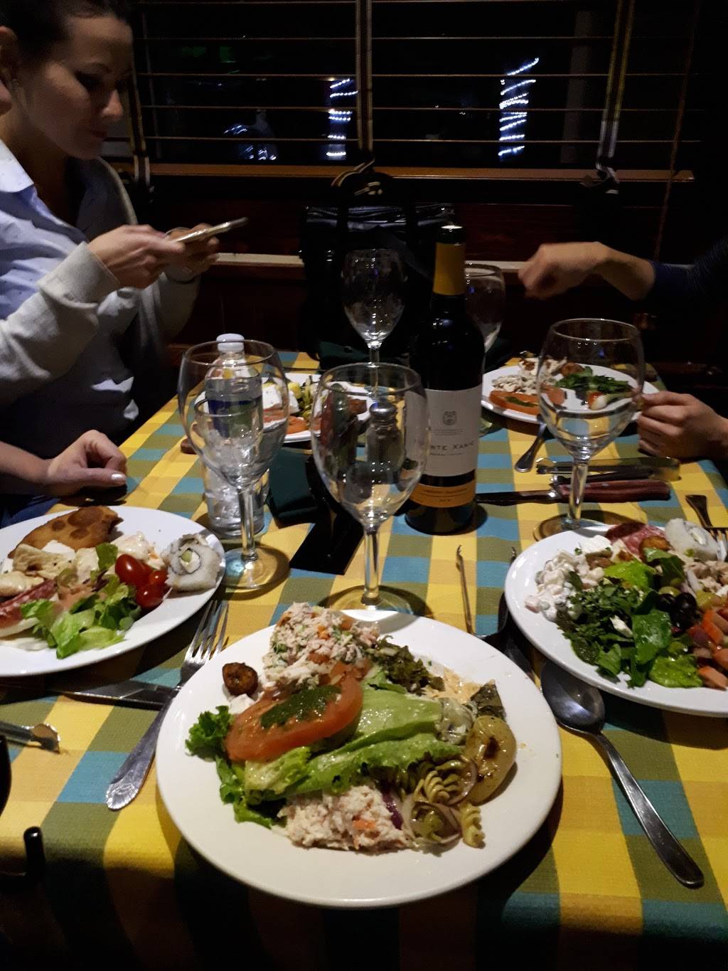 Mr. Pampas Restaurant | restaurant | Esquina con Medusas, Blvd. Lázaro Cárdenas 1790, Bahia Ensenada, 22880 Ensenada, B.C., Mexico | 6461765154 OR +52 646 176 5154