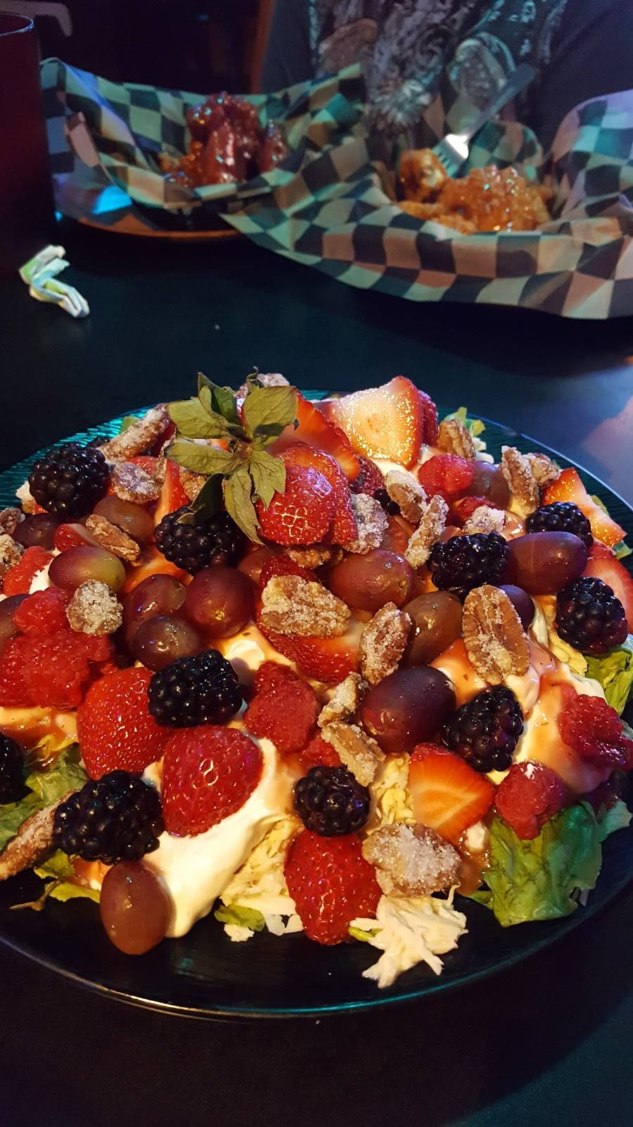 Tollys Gastropub | restaurant | 644 Wagner Ave, Greenville, OH 45331, USA | 9374595225 OR +1 937-459-5225