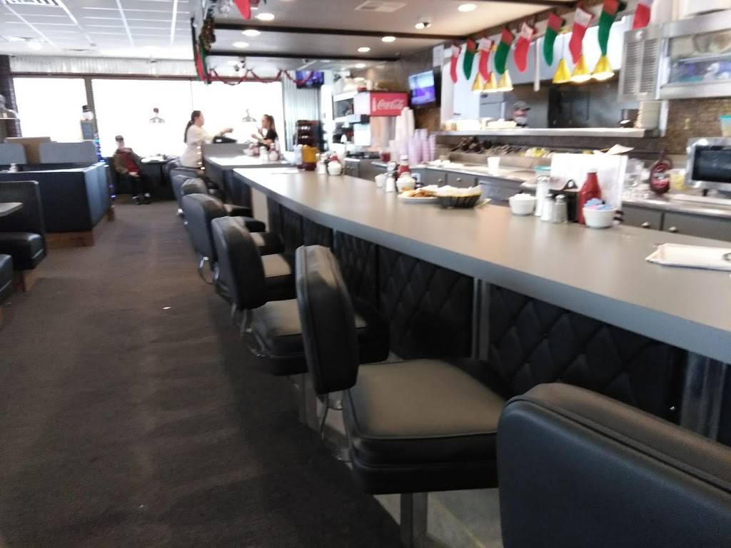 Wrights Family Diner | restaurant | 130 SE Lee Blvd, Lawton, OK 73501, USA | 5806992900 OR +1 580-699-2900