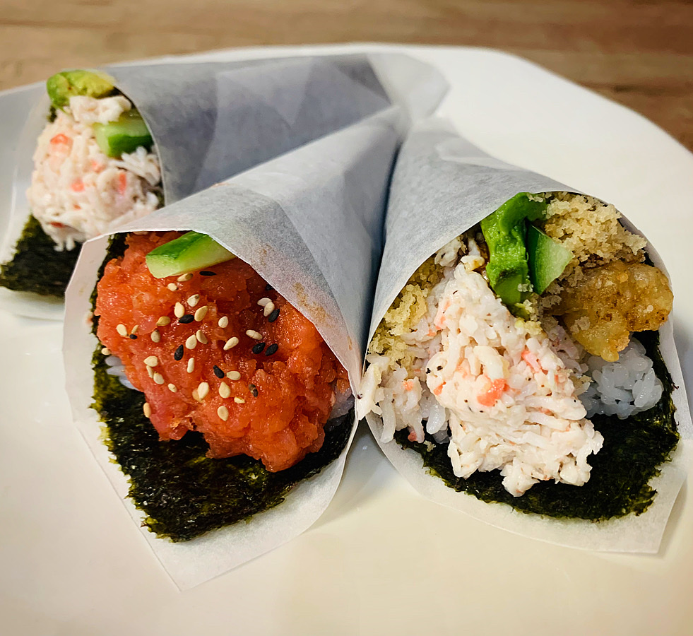 Avocado Roll & Sushi | restaurant | 1701 W Orangethorpe Ave #106, Fullerton, CA 92833, USA | 7147700399 OR +1 714-770-0399