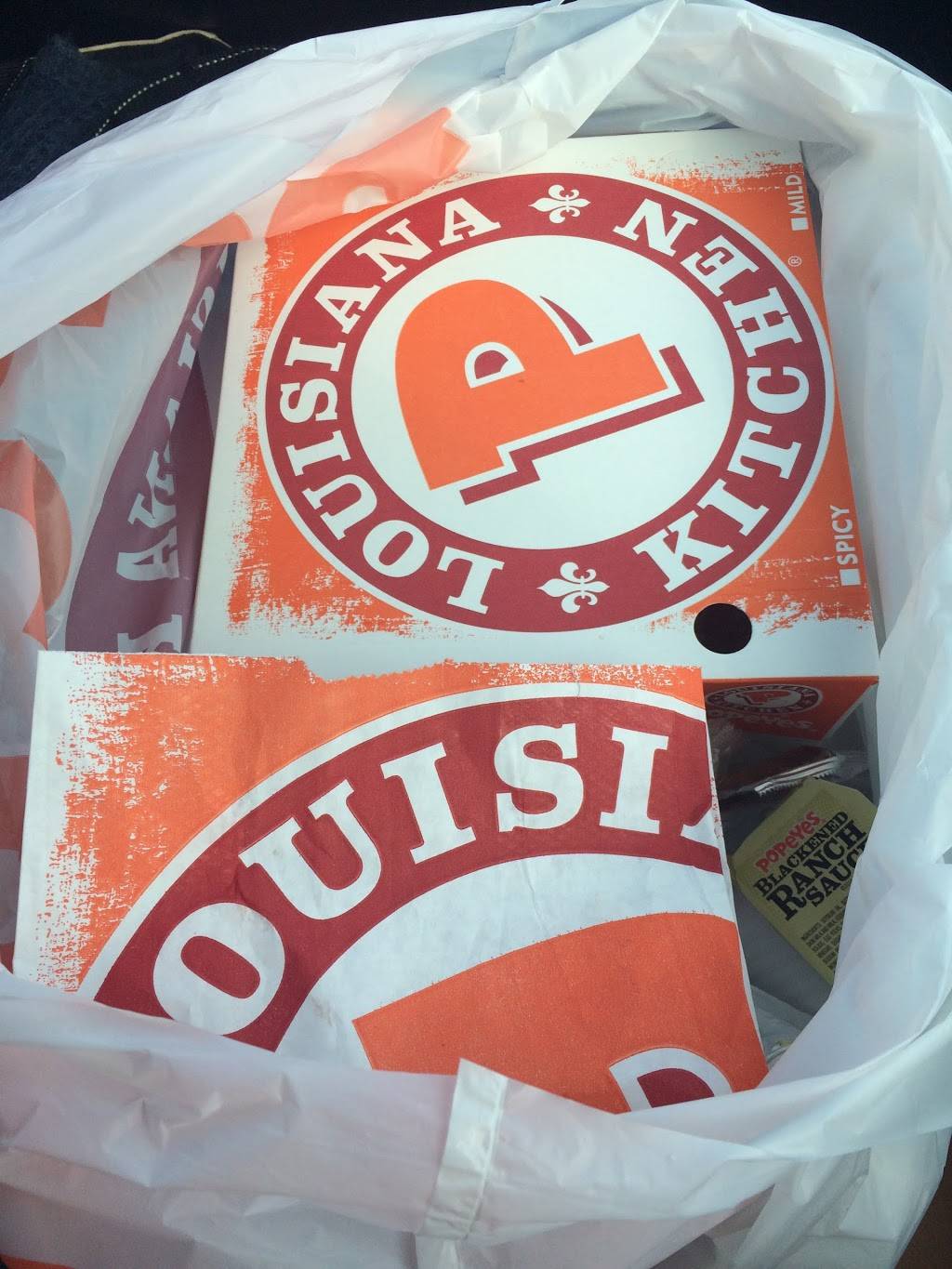 Popeyes Louisiana Kitchen | restaurant | 19N430 Hwy 20, Hampshire, IL 60140, USA | 8476834550 OR +1 847-683-4550