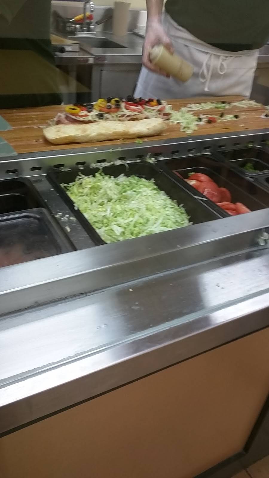 Dagwoods La Sandwicherie | restaurant | 1106-D Klondike Rd, Kanata, ON K2K 0G1, Canada | 6135923631 OR +1 613-592-3631