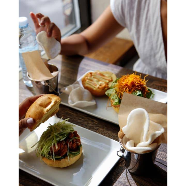 Sushi Shop | restaurant | 2300 Yonge St, Toronto, ON M4P 1E4, Canada | 4164851758 OR +1 416-485-1758