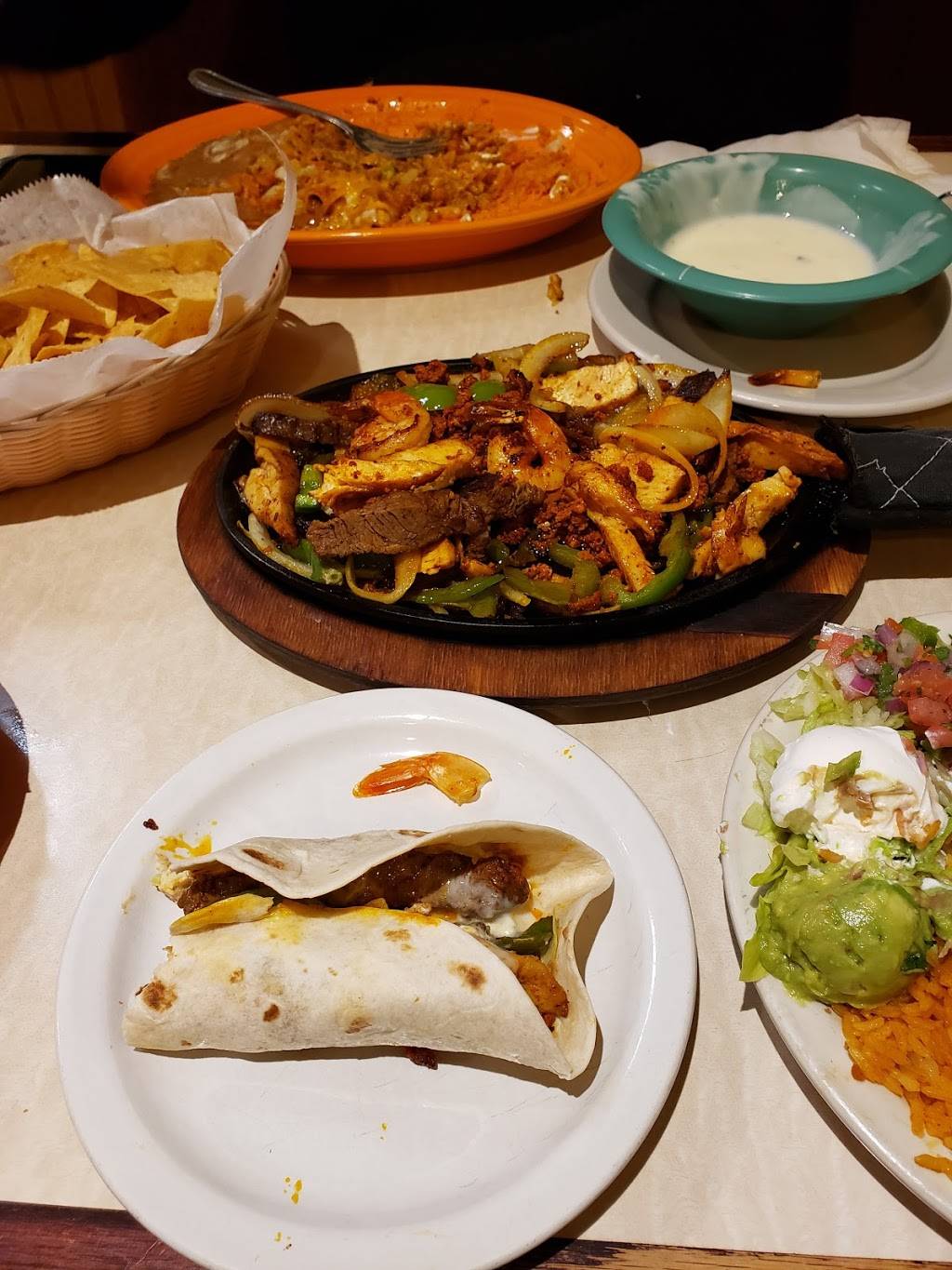 Gabrielas Mexican Grill Restaurant | restaurant | 121 N Pittman St, Prairie Grove, AR 72753, USA | 4798463211 OR +1 479-846-3211