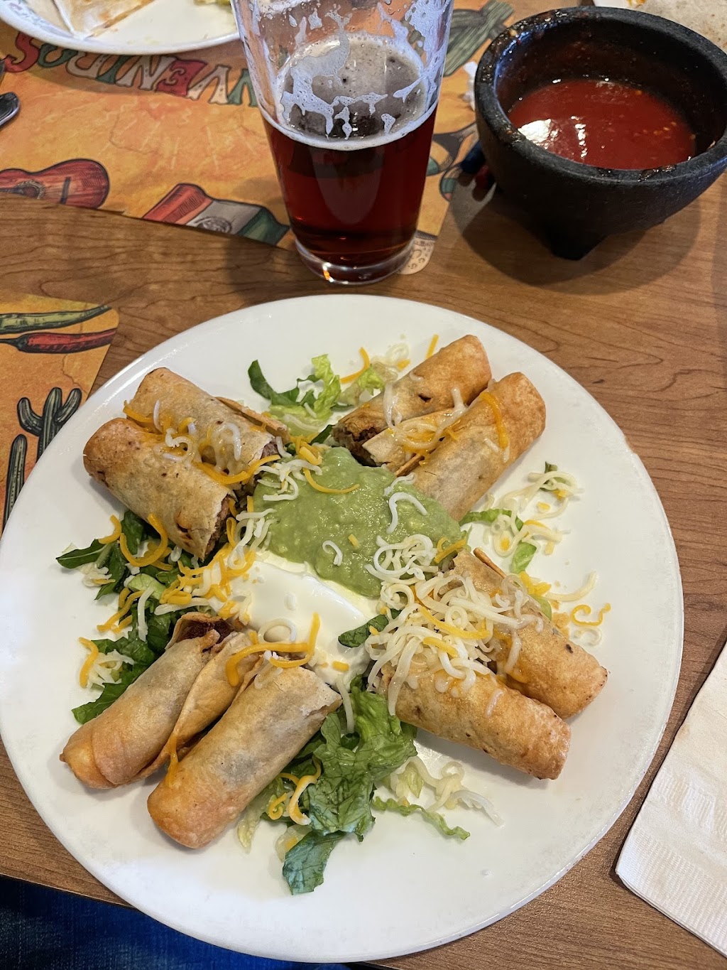 Don Charlys Place | restaurant | 865Guadalupe St, Guadalupe, CA 93434, USA | 8054401677 OR +1 805-440-1677