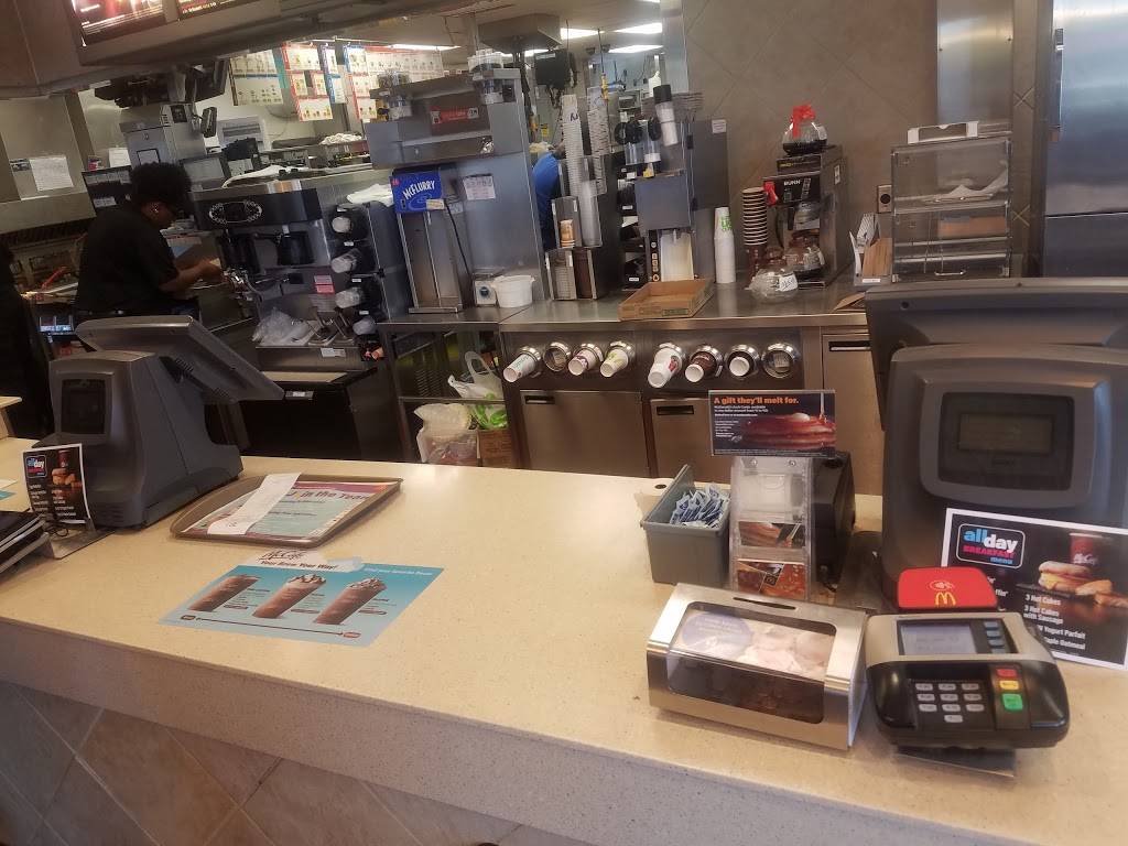 McDonalds | restaurant | 3032 Wabash Ave, Terre Haute, IN 47803, USA | 8122343032 OR +1 812-234-3032