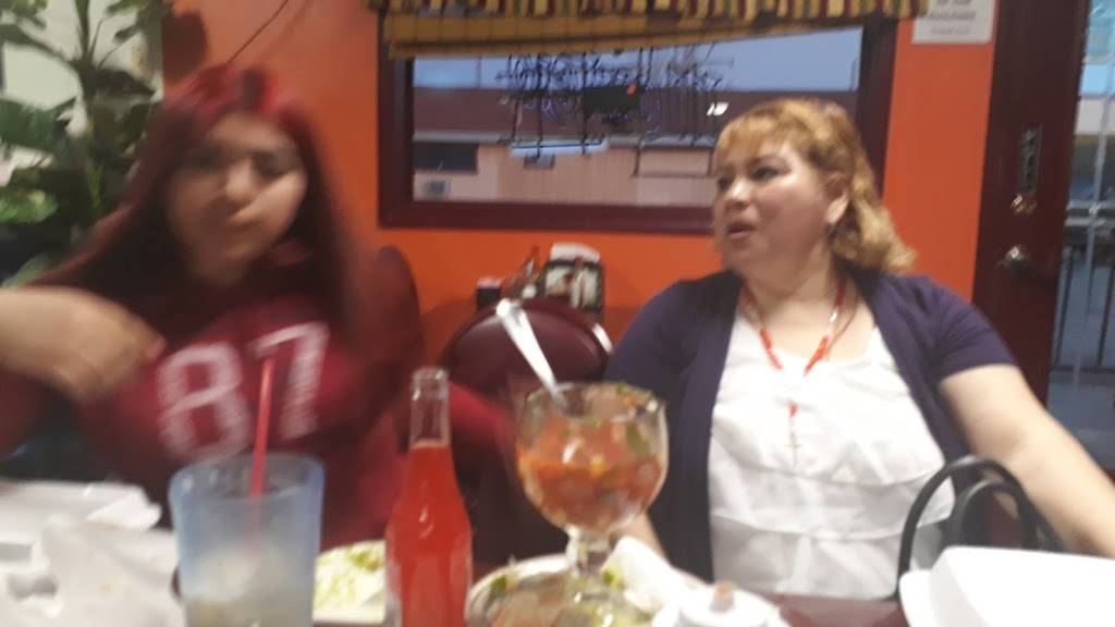 Birrieria Michoacan | restaurant | 1246 Market St, Colusa, CA 95932, USA | 5306190175 OR +1 530-619-0175