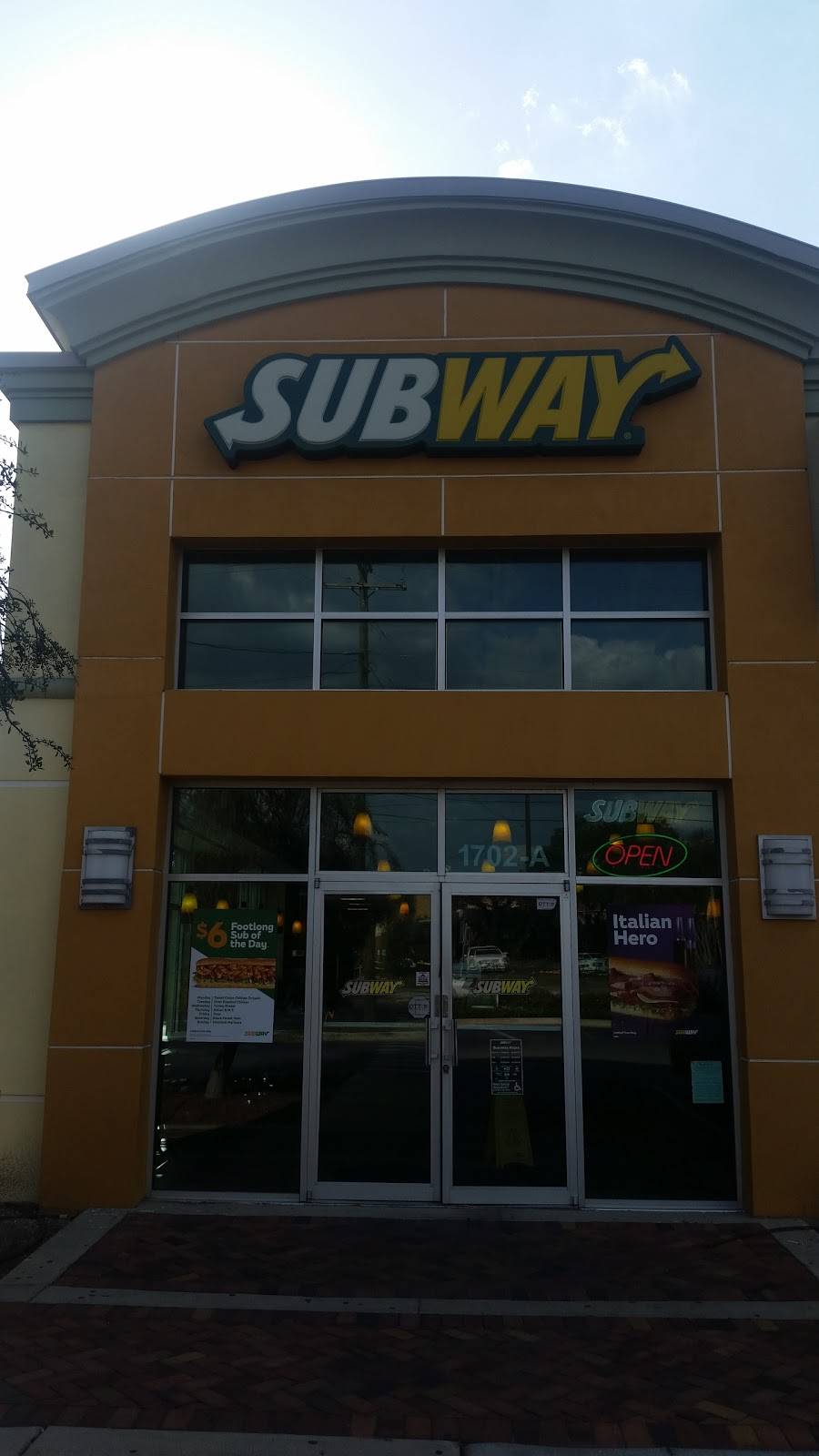 Subway Restaurants | restaurant | 1702-A N 50th St, Tampa, FL 33619, USA | 8132488161 OR +1 813-248-8161