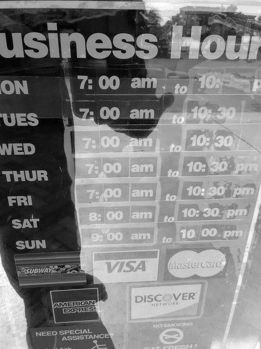 Subway | restaurant | Plaza de Fiesta, 2722 S Alma School Rd Suite 3, Mesa, AZ 85210, USA | 4804919392 OR +1 480-491-9392