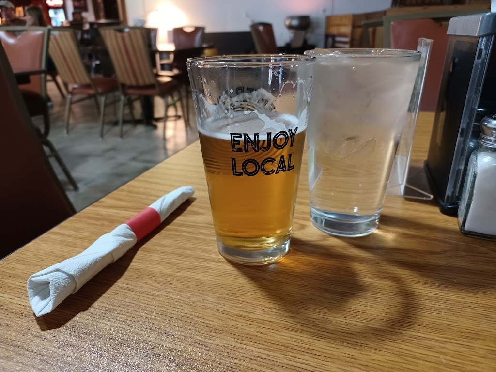 Center Pivot Restaurant and Brewery | restaurant | 300 Main St, Quinter, KS 67752, USA | 7857542332 OR +1 785-754-2332