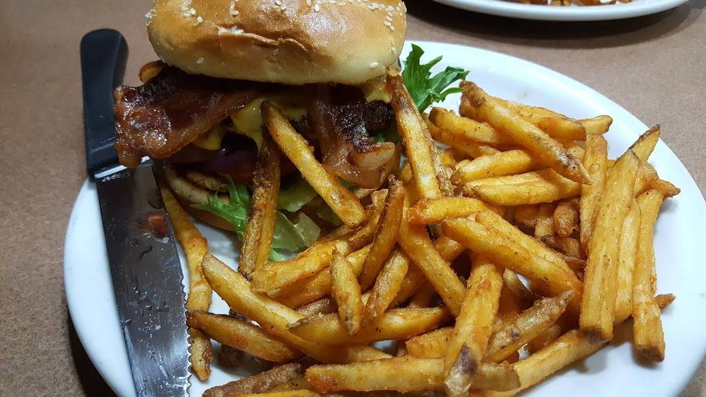 Dennys | restaurant | 4824 No, River Rd, Schiller Park, IL 60176, USA | 8476785556 OR +1 847-678-5556