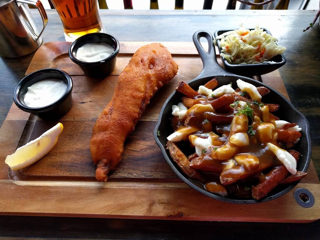 Off The Hook Fishbar | restaurant | 749 Broadview Ave, Toronto, ON M4K 2P6, Canada | 4164654356 OR +1 416-465-4356