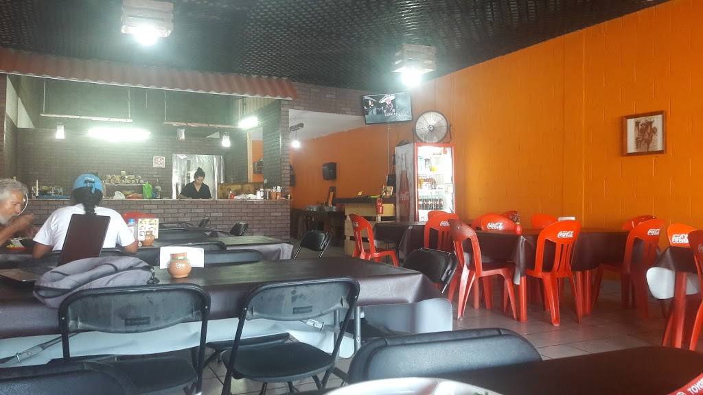 Menuderia y Cabeza de Res El Sol de Guadalajara | restaurant | Local 5B, Plaza El Dorado Act 1149, Hermenegildo Galeana 23521, El Dorado Residencial, Heroes de Independencia, 22205 Tijuana, B.C., Mexico | 016648304965 OR +52 664 830 4965