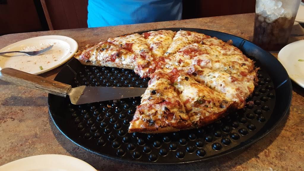 Chicagos Pizza | restaurant | 1023 Payne St, Tell City, IN 47586, USA | 8125474060 OR +1 812-547-4060