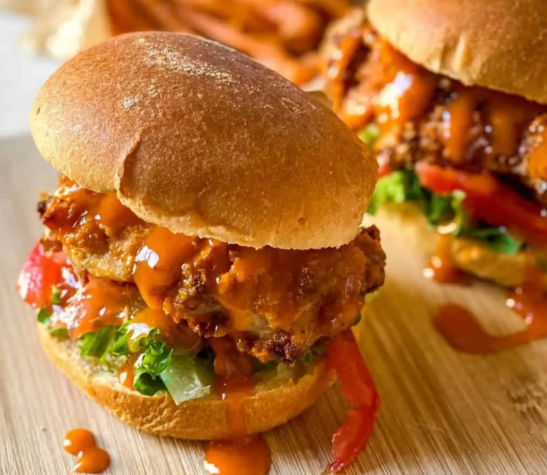 Home Plate Cafe | restaurant | 3421 Connecticut Ave NW, Washington, DC 20008, USA | 2028068940 OR +1 202-806-8940