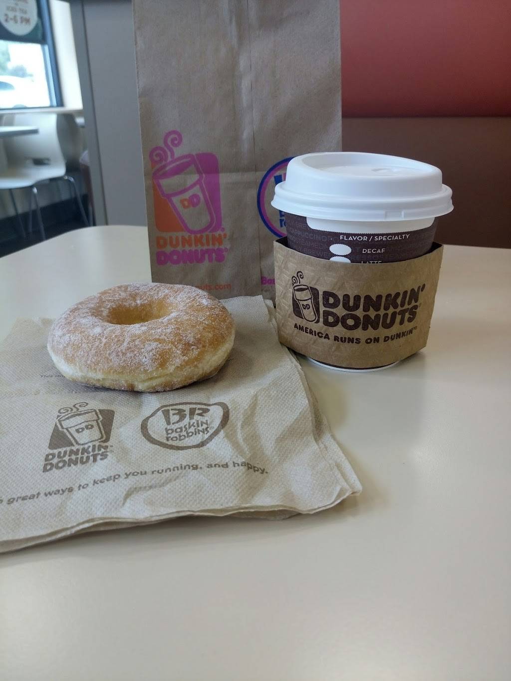 Dunkin | cafe | 651 Roosevelt Rd, Glen Ellyn, IL 60137, USA | 6304740463 OR +1 630-474-0463