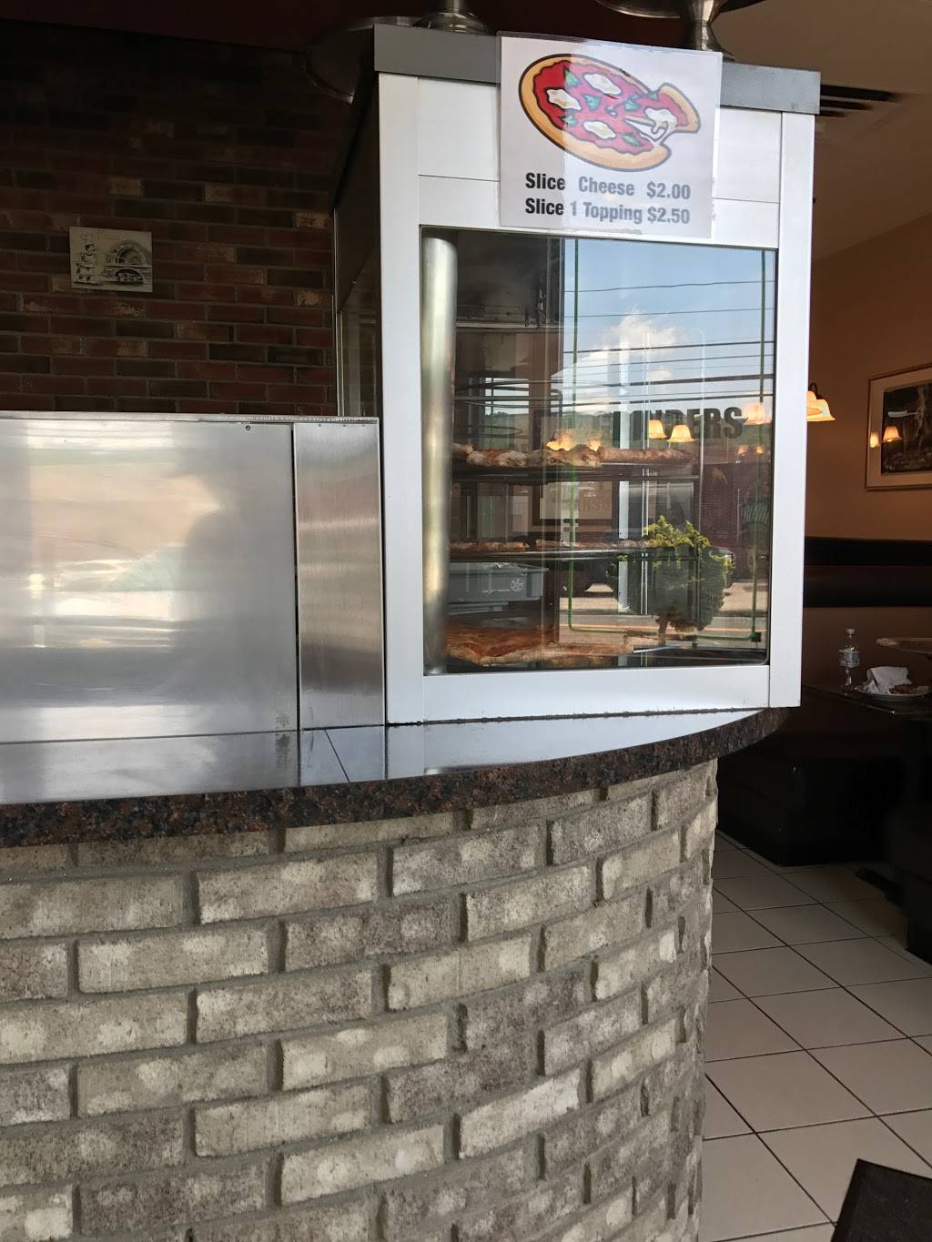 Roma Pizzeria | restaurant | 150 Wakelee Ave, Ansonia, CT 06401, USA | 2037346815 OR +1 203-734-6815