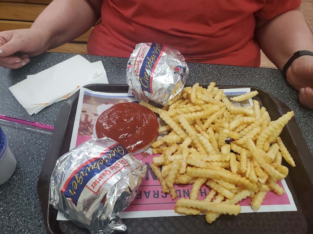 Braums Ice Cream & Dairy Store | restaurant | 1209 S Dumas Ave, Dumas, TX 79029, USA | 8069353711 OR +1 806-935-3711