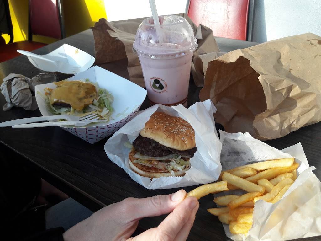 Big Als Drive In | restaurant | 1844 Esplanade, Chico, CA 95926, USA | 5303422722 OR +1 530-342-2722