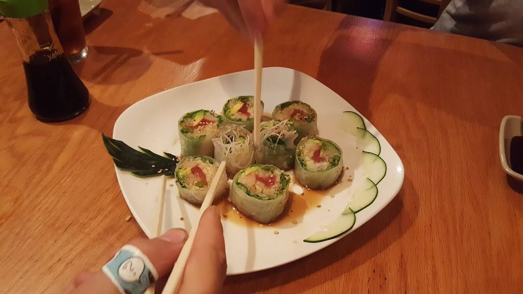 Fuji Japanese Steakhouse | meal takeaway | 3576 Springhurst Blvd, Louisville, KY 40241, USA | 5023391978 OR +1 502-339-1978