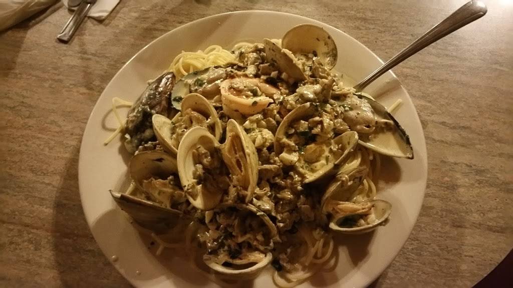 Bongiovannis Italian Restaurant | restaurant | 15244 Olde Hwy 80, El Cajon, CA 92021, USA | 6194438455 OR +1 619-443-8455