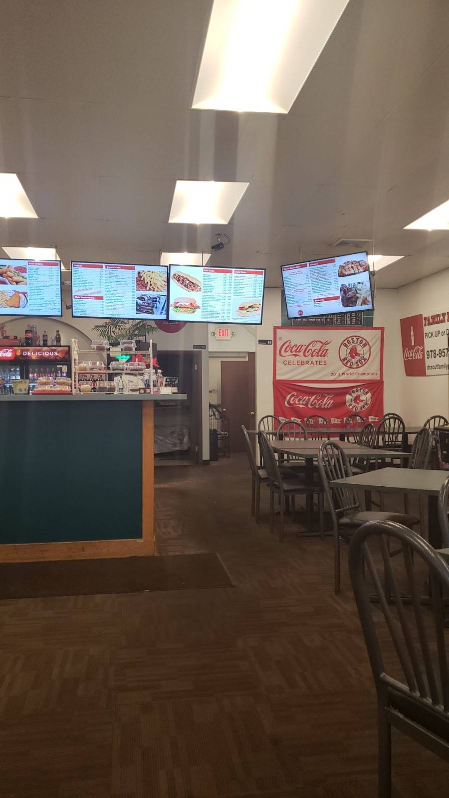 Family Pizza Inc | restaurant | 1595 Lakeview Ave, Dracut, MA 01826, USA | 9785418280 OR +1 978-541-8280