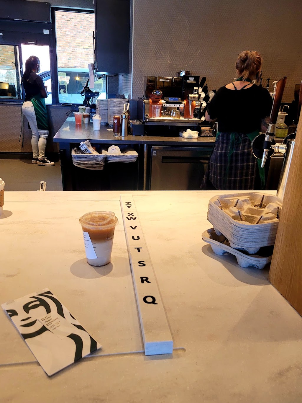 Starbucks | cafe | 5836 Mayfield Rd, Mayfield Heights, OH 44124, USA | 4405789009 OR +1 440-578-9009