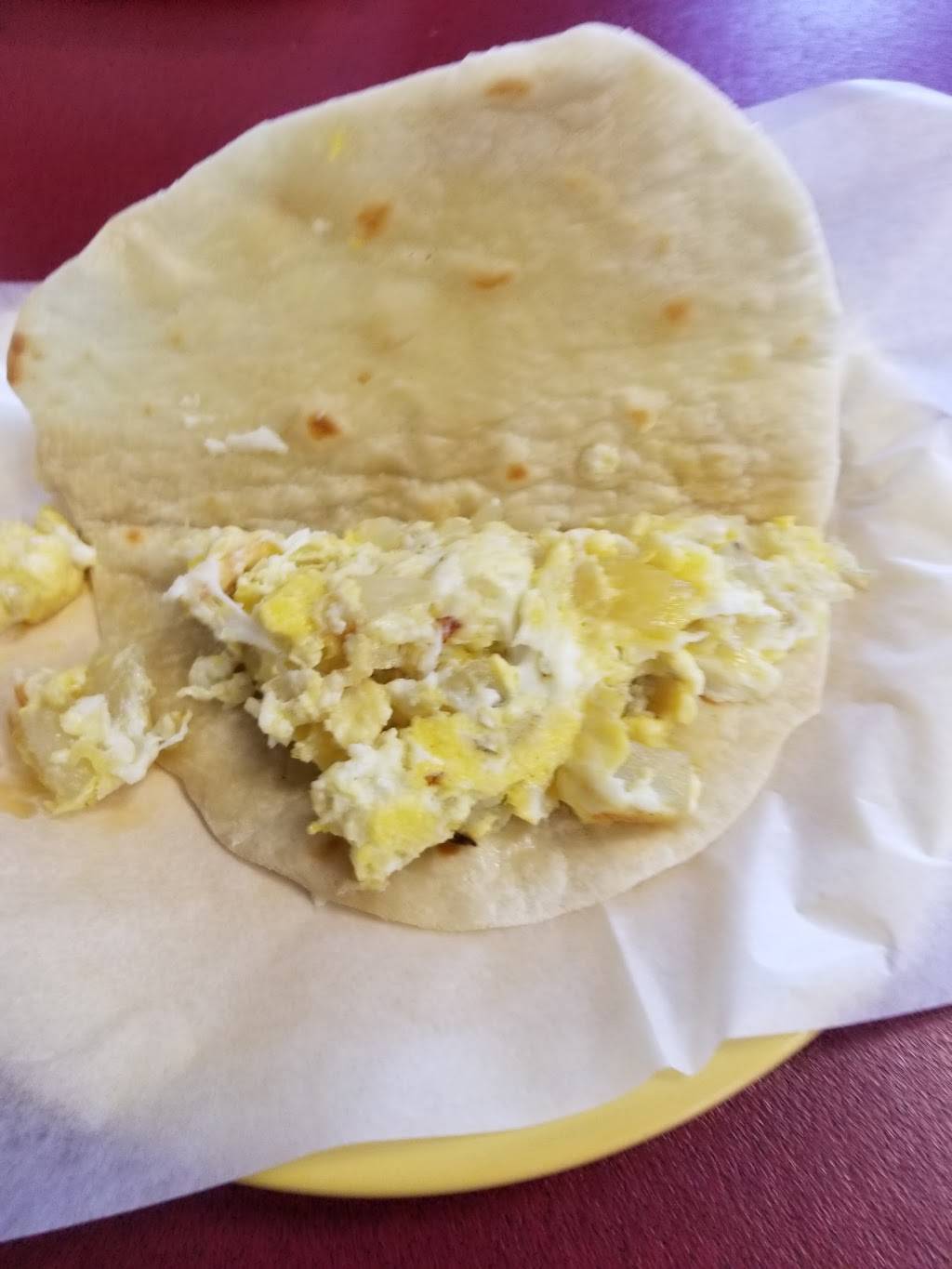 La Morenita Restaurant #2 | restaurant | 3313 S Gevers St, San Antonio, TX 78210, USA | 2105322325 OR +1 210-532-2325