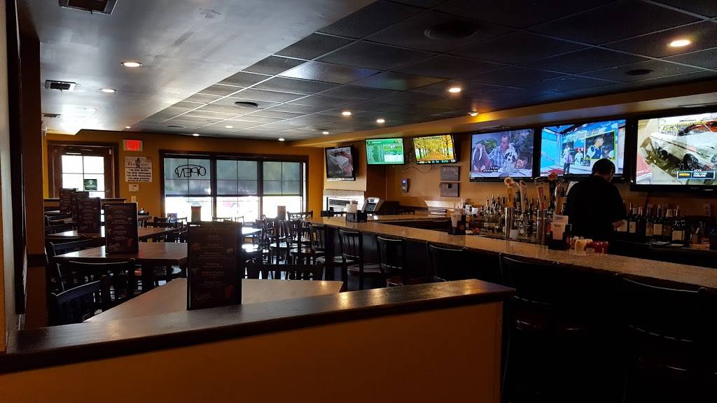 Broadneck Grill - Cape St. Claire | restaurant | 1364 Cape St Claire Rd, Annapolis, MD 21409, USA | 4107570002 OR +1 410-757-0002