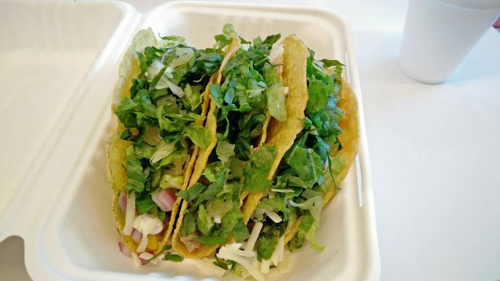 Quesada Burritos & Tacos | restaurant | 1261 Stittsville Main St, Stittsville, ON K2S 2E4, Canada | 6132921232 OR +1 613-292-1232