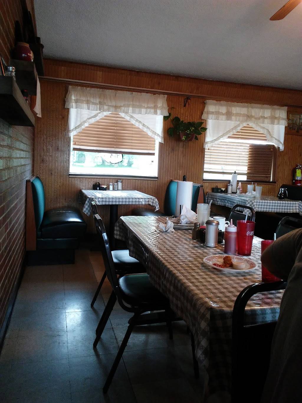 Kats Iron Skillet | restaurant | 2114 US-224, Greenwich, OH 44837, USA | 4197528501 OR +1 419-752-8501