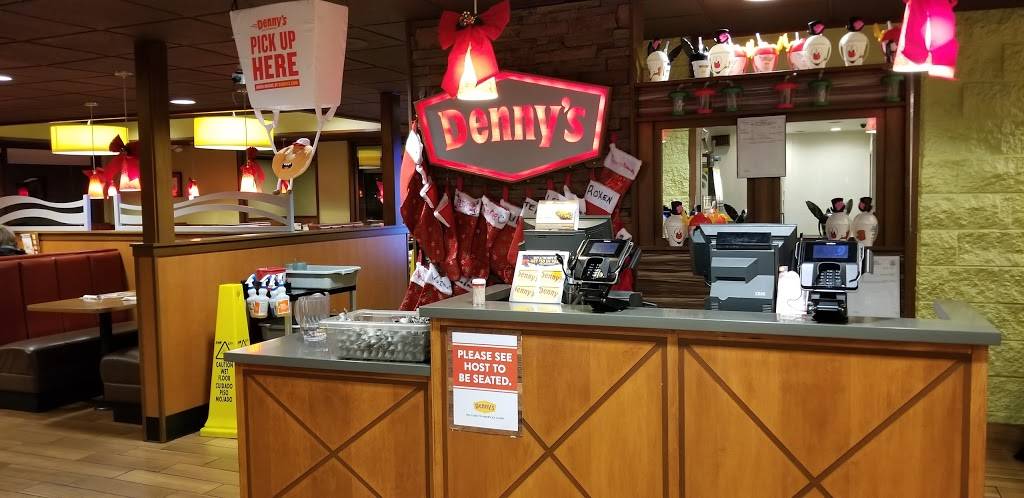 Dennys | restaurant | 433 S Gammon Rd, Madison, WI 53719, USA | 6088337070 OR +1 608-833-7070
