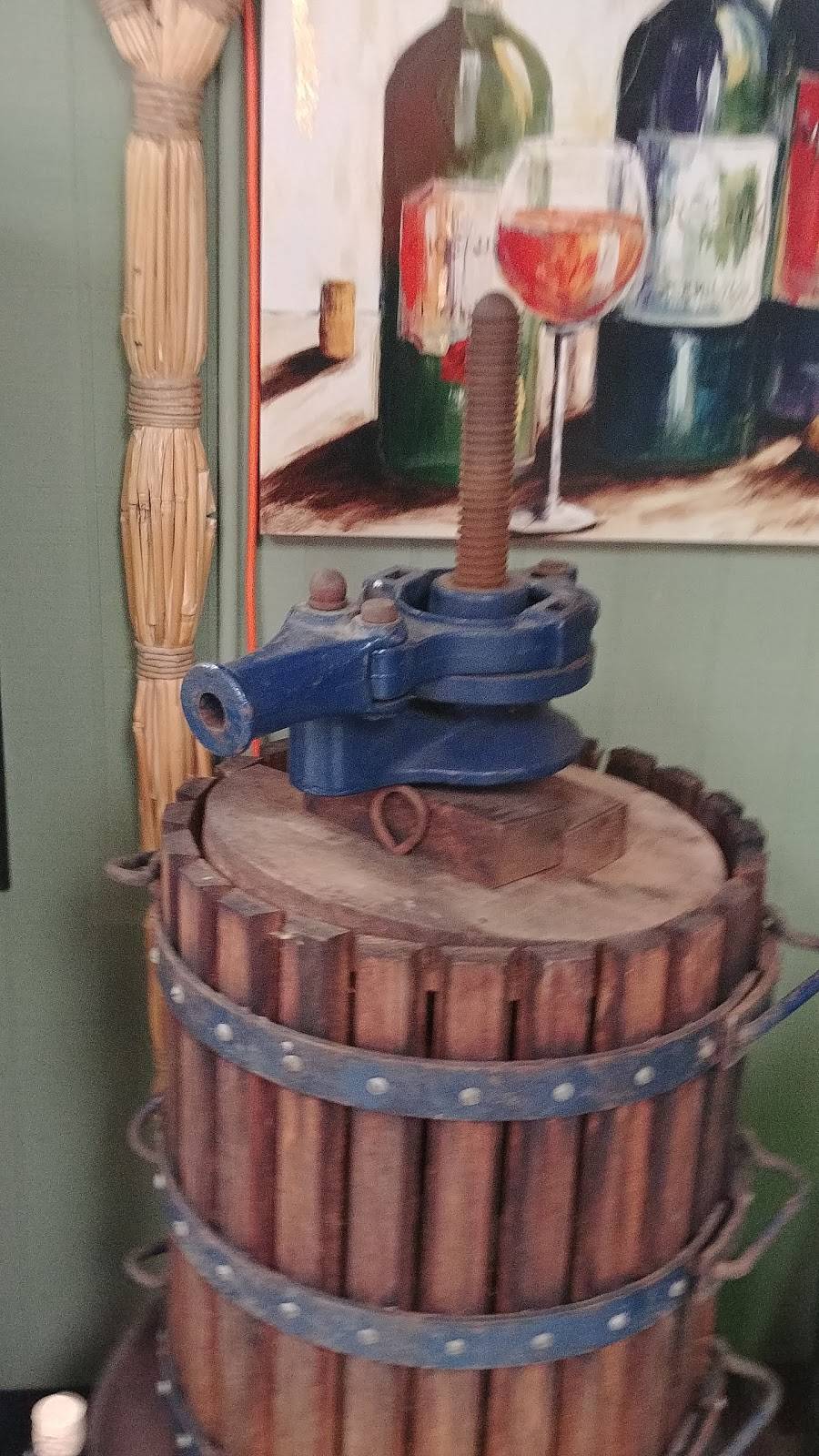 Original Buscemis | restaurant | 233 N Groesbeck Hwy, Mt Clemens, MI 48043, USA | 5869541881 OR +1 586-954-1881