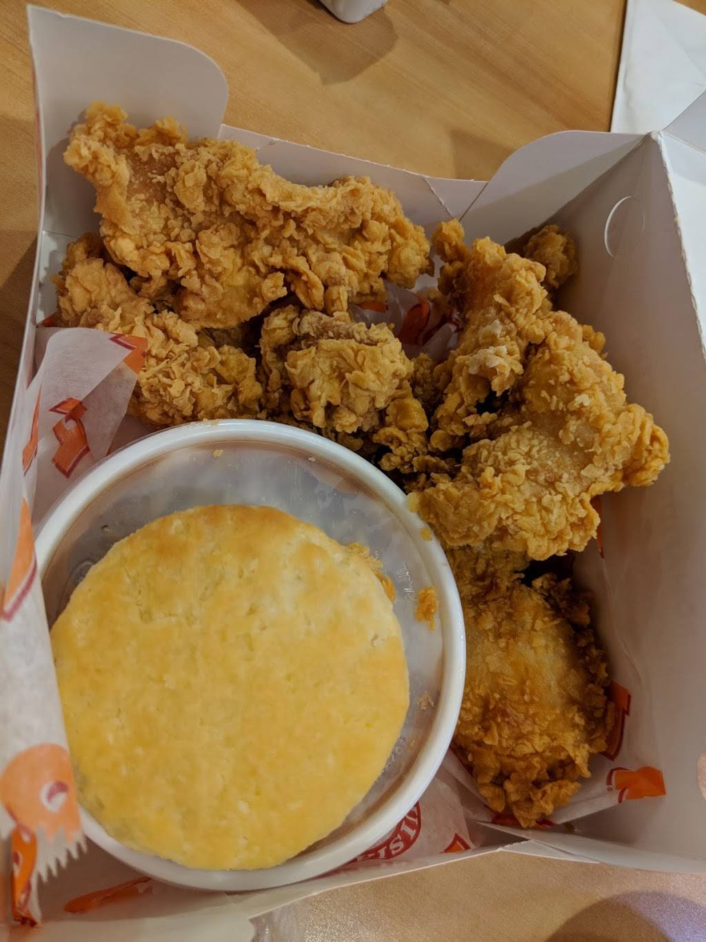 Popeyes Louisiana Kitchen | restaurant | 12844 Day St, Moreno Valley, CA 92507, USA | 9516531677 OR +1 951-653-1677