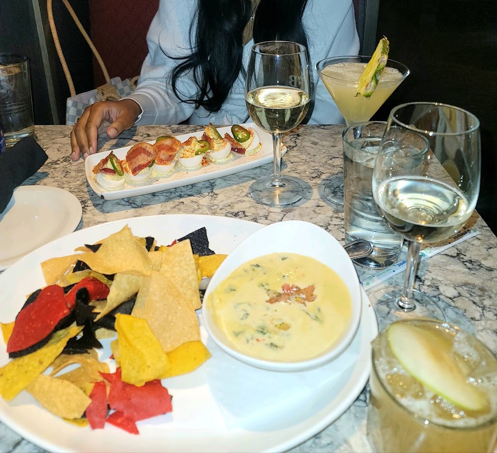 Firebirds Wood Fired Grill | restaurant | 2900 Amador Dr, Fort Worth, TX 76177, USA | 8177700771 OR +1 817-770-0771