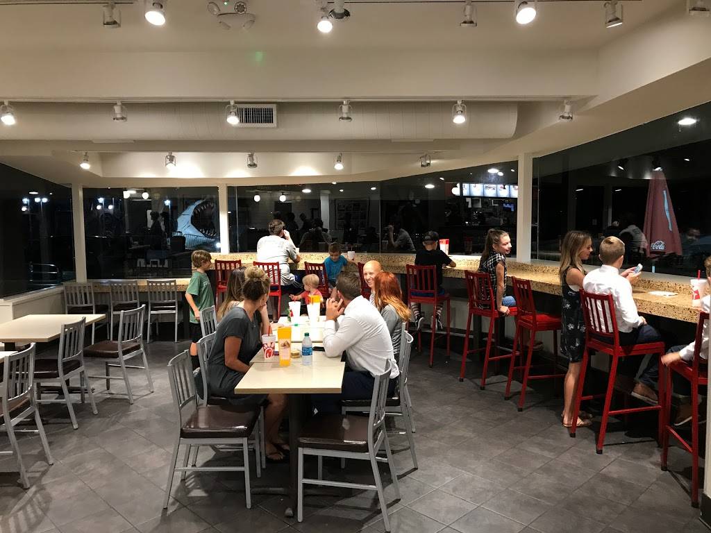 Chick-Fil-A Express | restaurant | 2428 Seawall Blvd, Galveston, TX 77550, USA | 4097667819 OR +1 409-766-7819