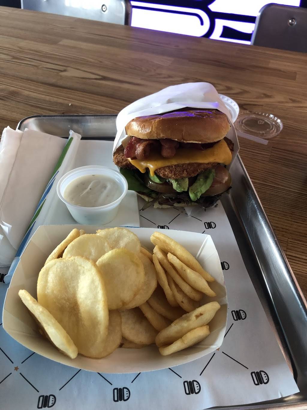 burgerim | restaurant | 2658 Mt Vernon Ave B, Bakersfield, CA 93306, USA | 6614797717 OR +1 661-479-7717