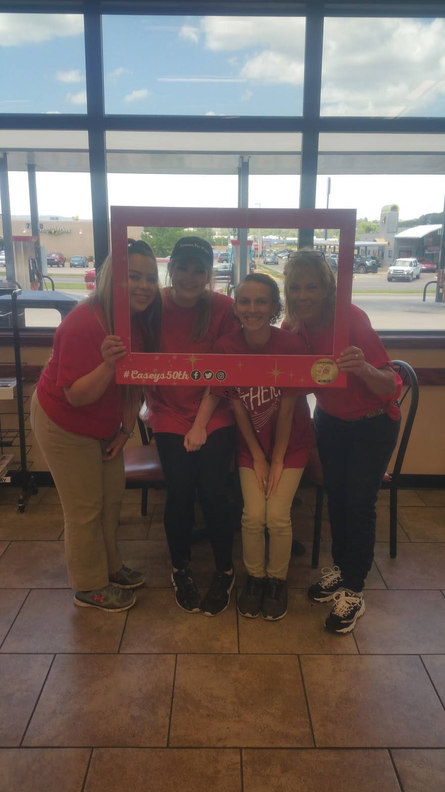 Caseys | meal takeaway | 500 E Pointer Trail, Van Buren, AR 72956, USA | 4794713307 OR +1 479-471-3307