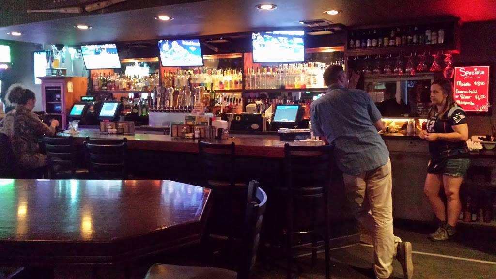 Clubhouse Bar and Grill | restaurant | 5134 SW Beaverton Hillsdale Hwy, Portland, OR 97221, USA | 5032443291 OR +1 503-244-3291