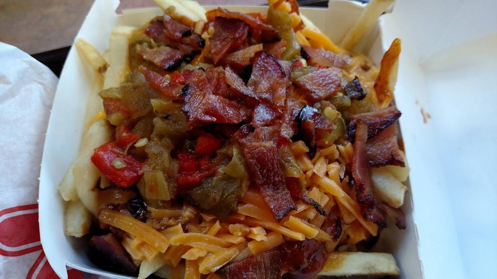 Wienerschnitzel | restaurant | 1708 Webster St, Alameda, CA 94501, USA | 5107691770 OR +1 510-769-1770