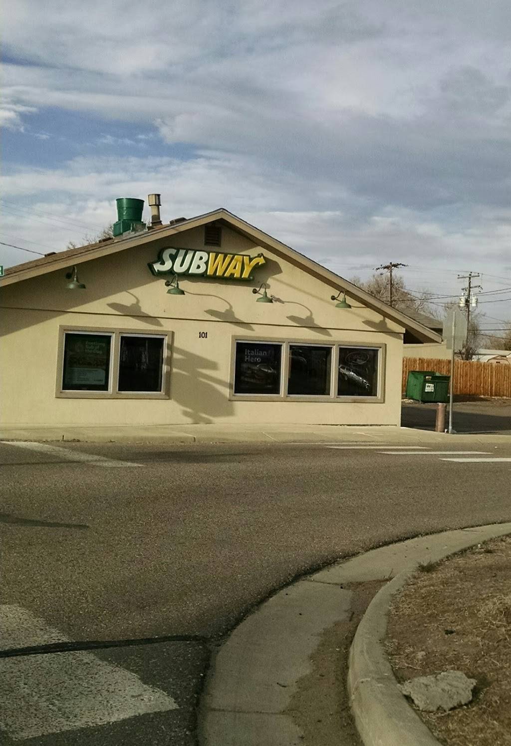 Subway | meal takeaway | 101 Willow Dr, Lochbuie, CO 80603, USA | 7206850228 OR +1 720-685-0228