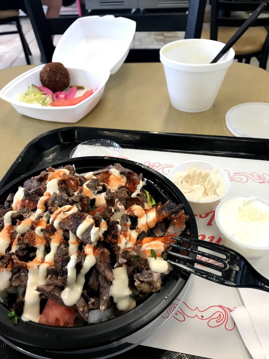 Hamoudis Shawarma | restaurant | 3392 Dougall Ave, Windsor, ON N9E 1S6, Canada | 5192500888 OR +1 519-250-0888