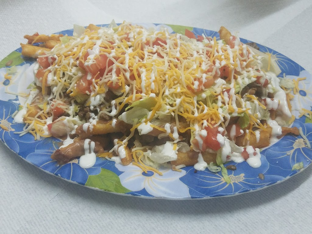 La Estrella | restaurant | 305 E Kansas Ave, Garden City, KS 67846, USA | 6208056434 OR +1 620-805-6434