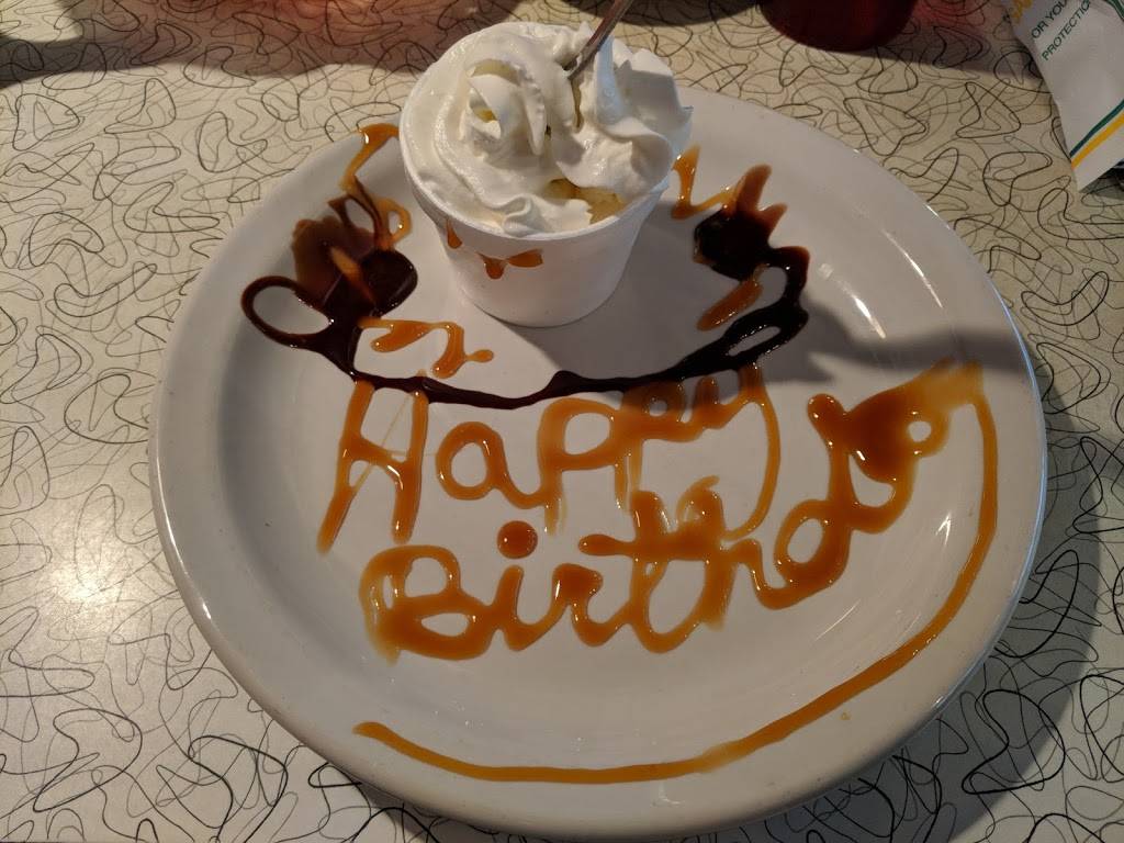 Chuys | restaurant | 2320 N Interstate Hwy 35, Round Rock, TX 78681, USA | 5122552211 OR +1 512-255-2211