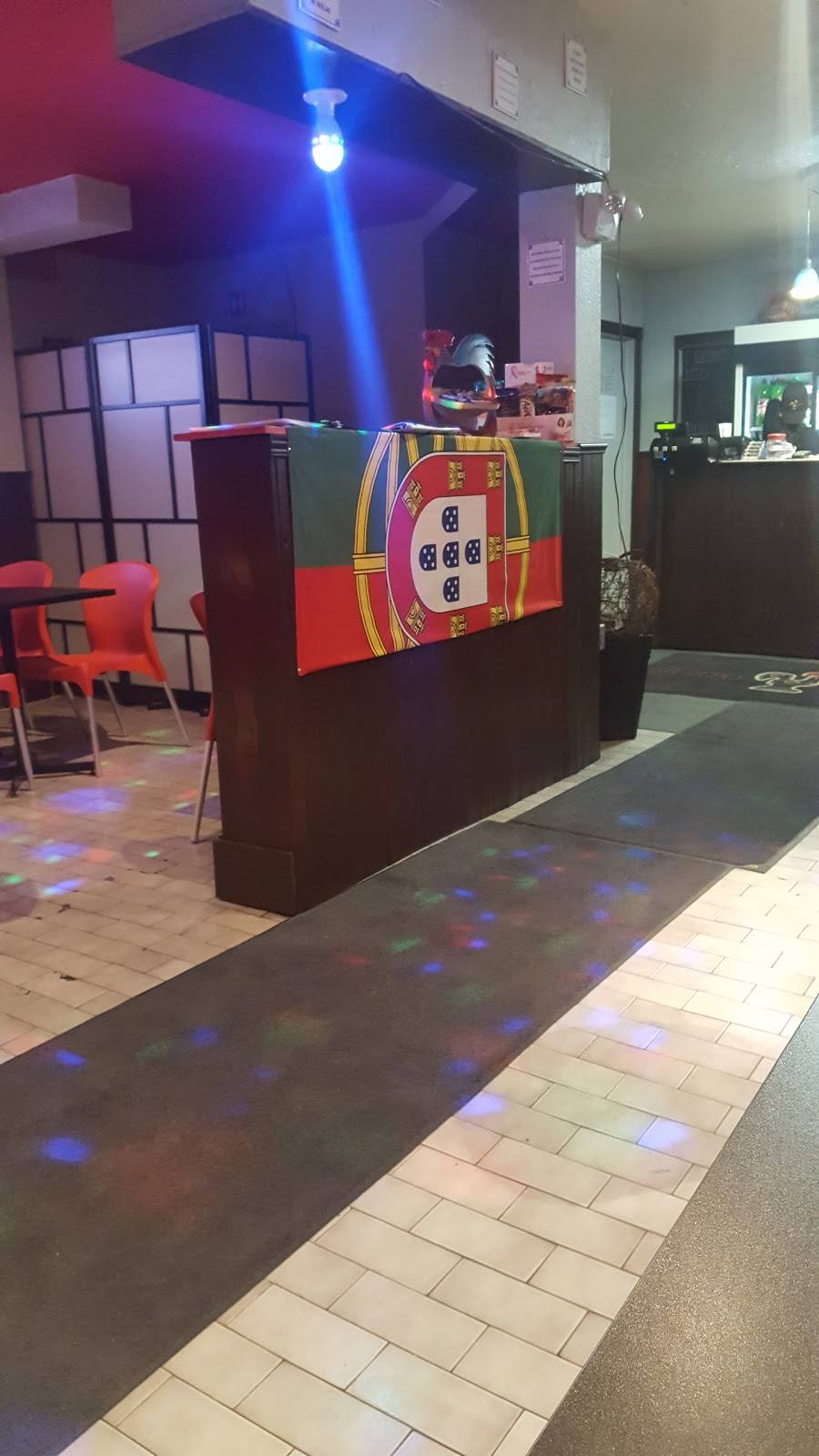 Porto Poulet | restaurant | 345 Boul Henri-Bourassa O, Montréal, QC H3L 1N9, Canada | 5145071217 OR +1 514-507-1217