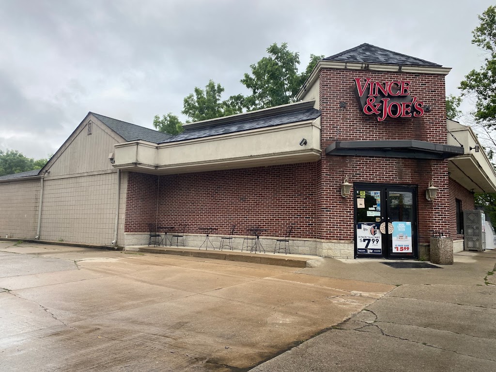 Vince & Joes Party Store | restaurant | 58865 Romeo Plank Rd, Ray, MI 48096, USA | 5867810970 OR +1 586-781-0970