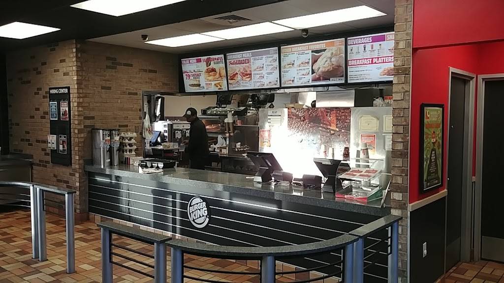 Burger King | restaurant | 7140 Georgetown Rd, Indianapolis, IN 46268, USA | 3173470908 OR +1 317-347-0908